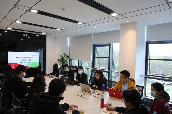 6062735b5b96d.png 汤叶舟2.png